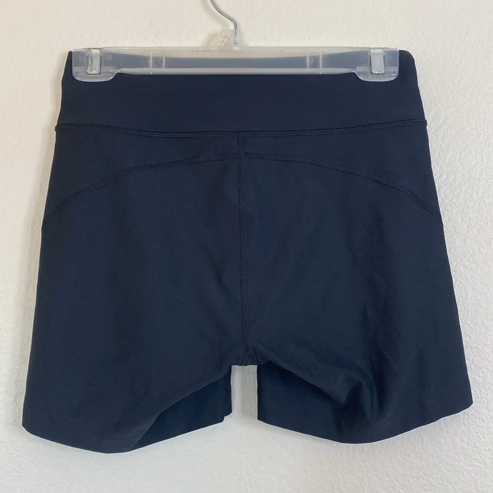 Outdoor Voices warm up bike shorts women’s small EUC black